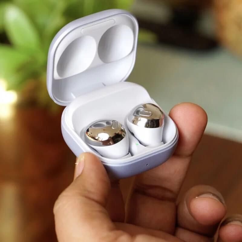 Earbuds Pro – Immersive Sound. Smart Comfort.